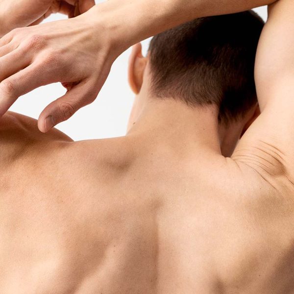 Bergamot Lemongrass Vitalizing Body Milk Hot on Sale - Image 5